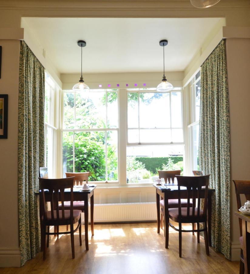 Fairfield House And Gardens Bed & Breakfast Bowness-on-Windermere Bagian luar foto