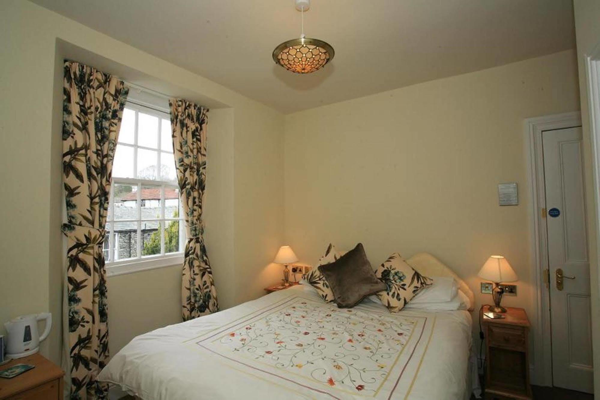 Fairfield House And Gardens Bed & Breakfast Bowness-on-Windermere Bagian luar foto